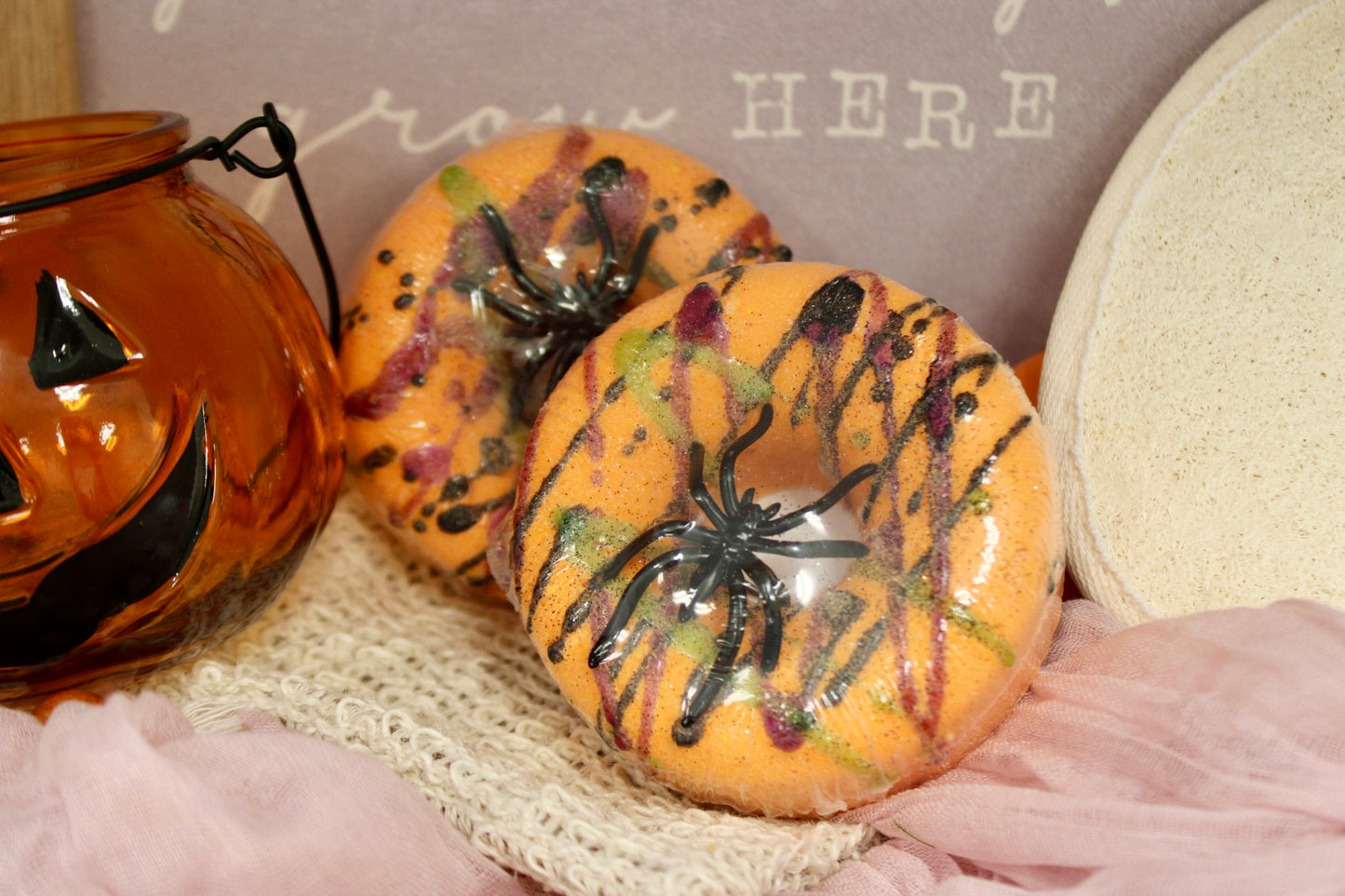 Spider Donut Bath Bomb